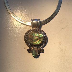 Stunning Sterling / Abalone pendant & SS necklace